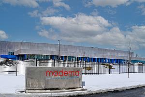 Fin des travaux de construction de l’usine de Moderna à Laval. Crédit : Moderna