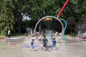 Nouveau jeux d'eau au parc Lalancette - Photo de l'Arrondissement Mercier-Hochelaga-Maisonneuve