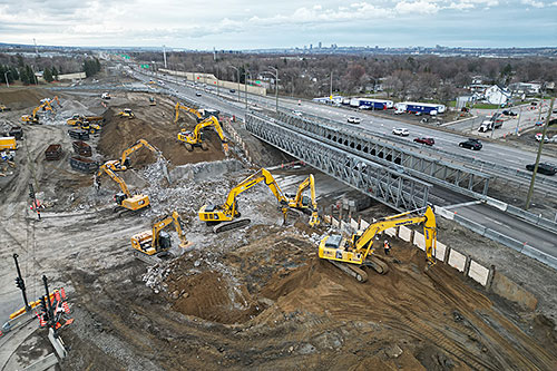 Les ponts situés sur l’autoroute Félix-Leclerc, au-dessus des boulevards Masson, L’Ormière et de la rivière Saint-Charles, seront reconstruits au coût de 84 millions de dollars. Crédit : Ministère des Transports et de la Mobilité durable