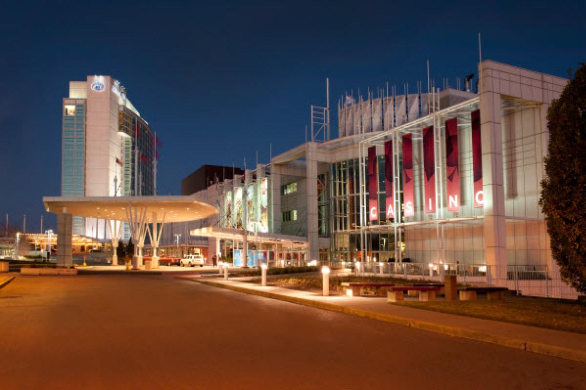 Le Casino du Lac-Leamy, à Gatineau, fera peau neuve à partir de l'automne 2012.