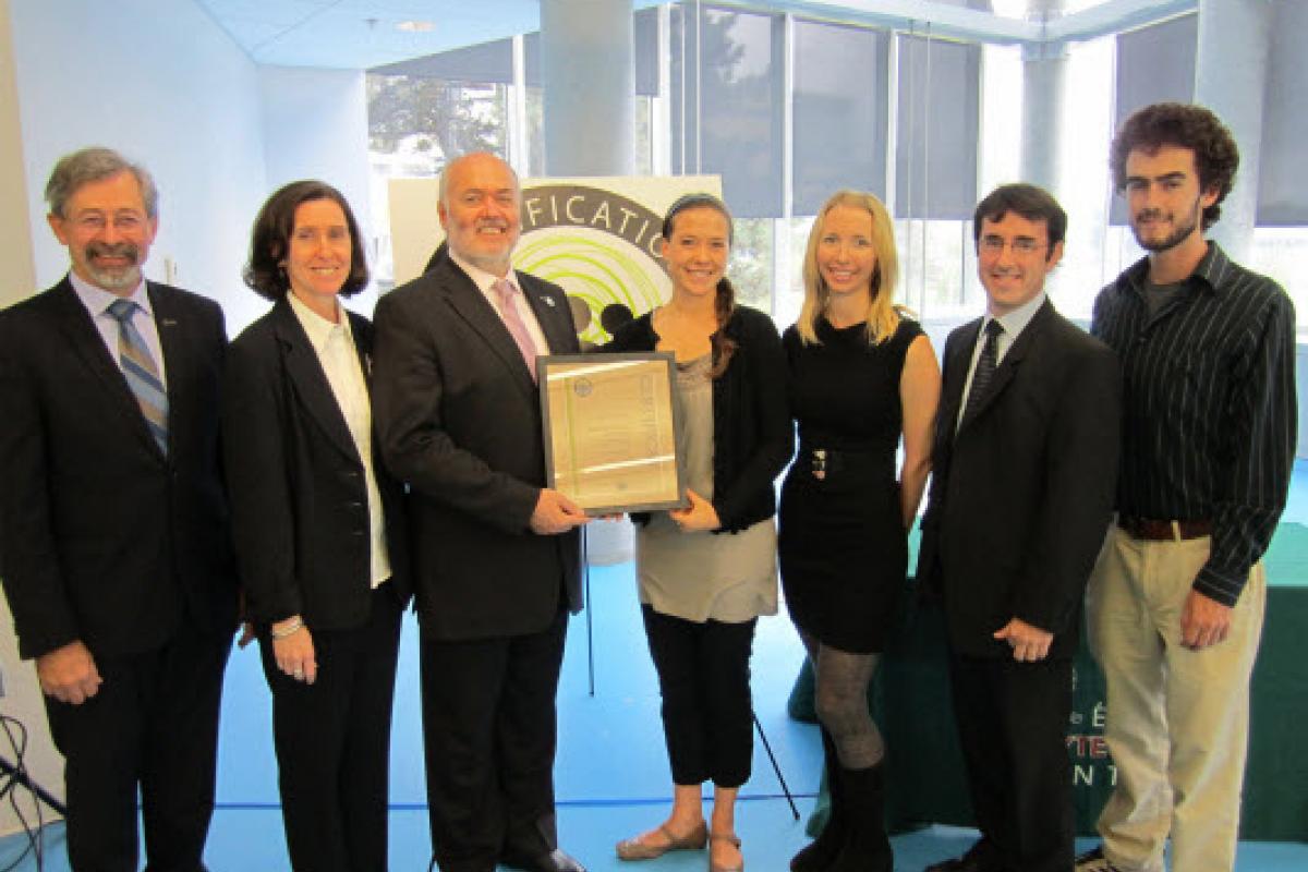 Remise de la certification Campus durable à Polytechnique Montréal.