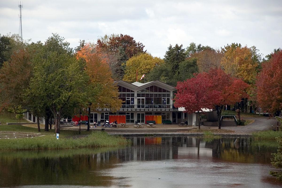 Projets pour le maintien des chalets de parcs, à Montréal. Source : Image Wikimédia- MartinVMtl