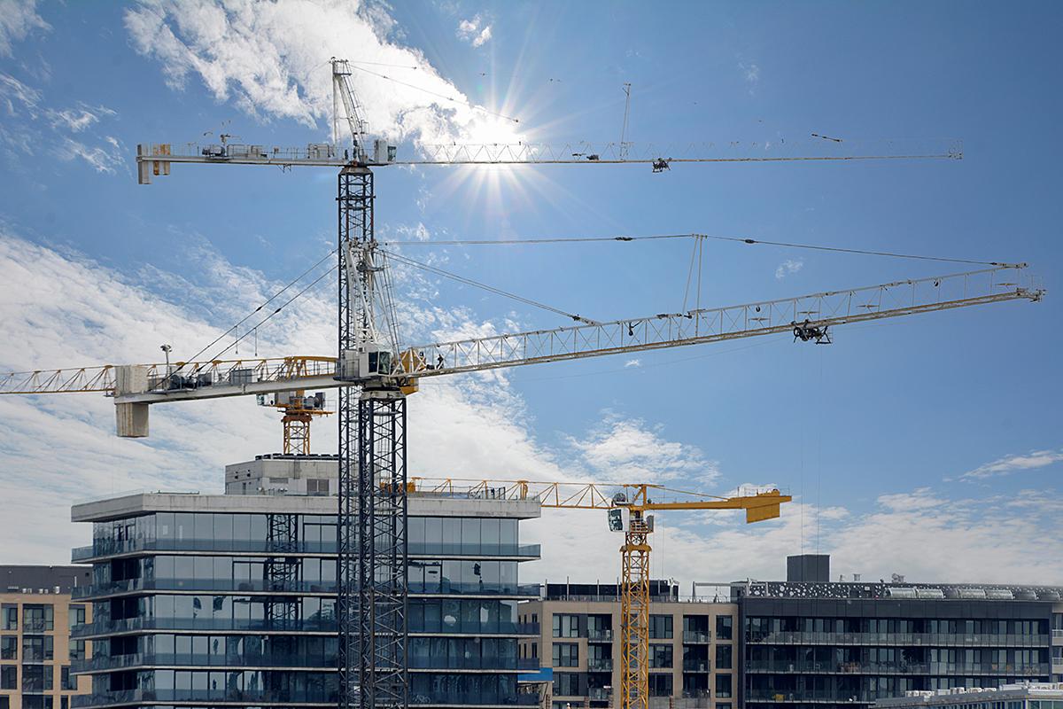 Ottawa versera à Québec 900 M$ afin d'accélérer la construction de logements