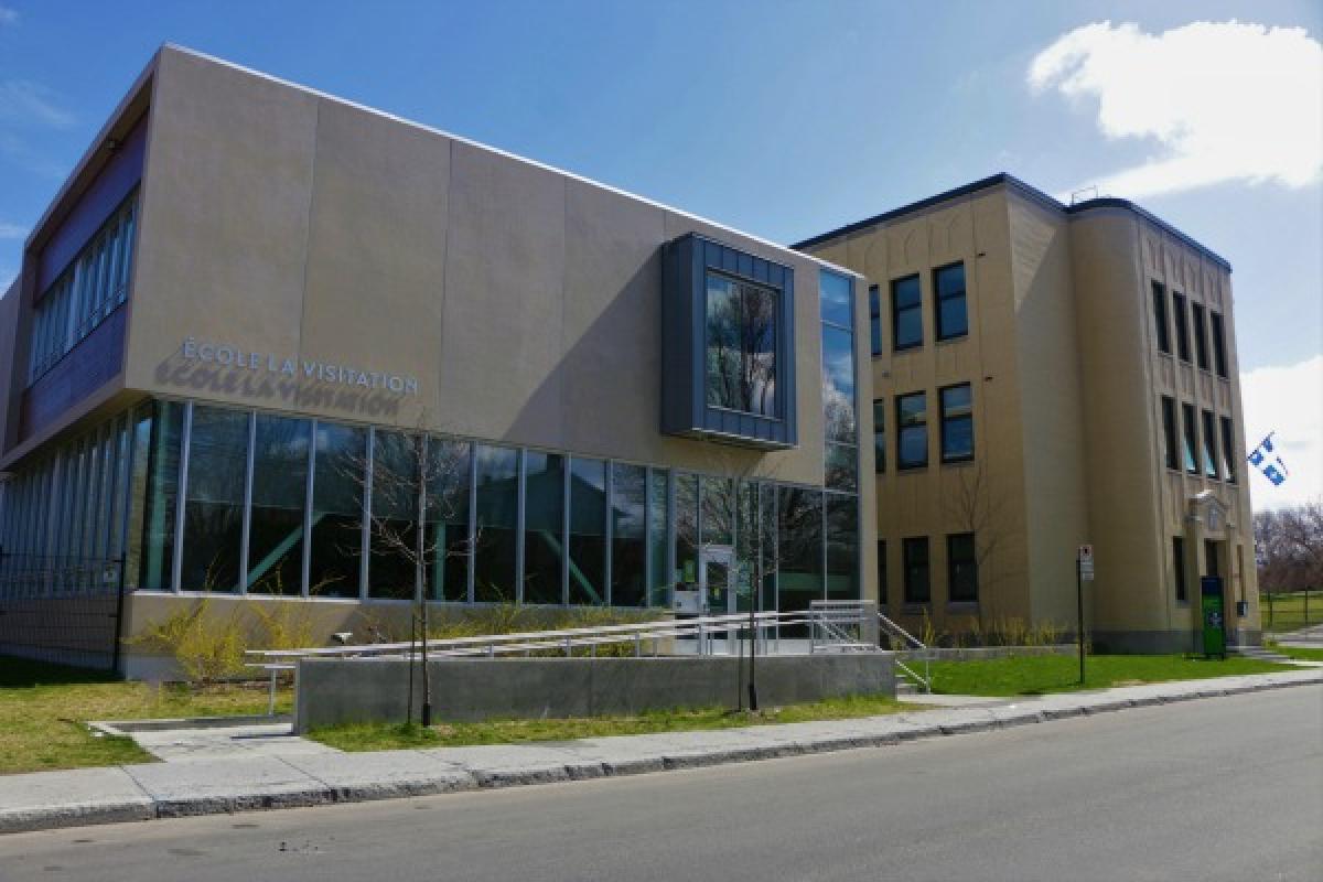 L’école primaire La Visitation, située au 10591, rue Séguin à Montréal, dans le 