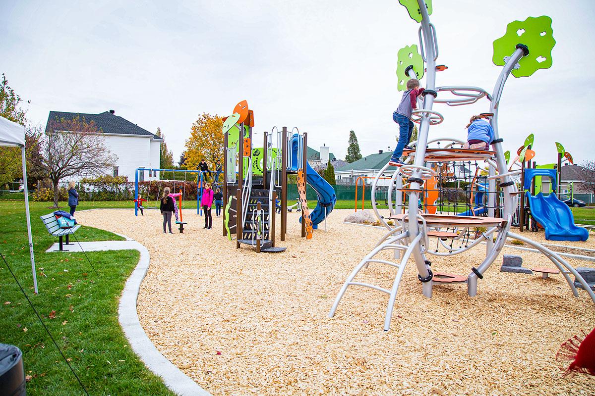 les nouvelles installations du parc Maurice-Duplessis - Photo fournie par la Ville de Sainte-Julie