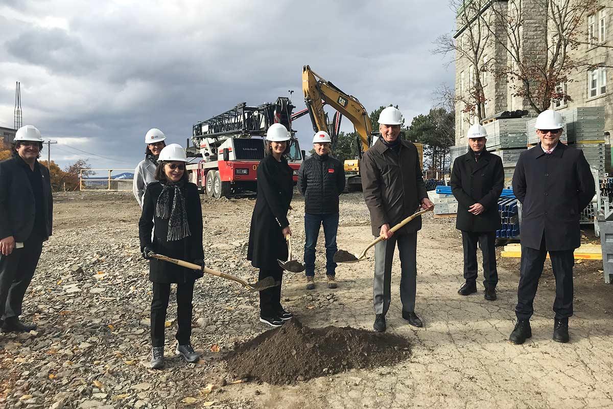 Construction d’un pavillon d’enseignement de l'Université Laval à l’Hôtel-Dieu de Lévis. Crédit : Centre intégré de santé et de services sociaux  de Chaudière-Appalaches.