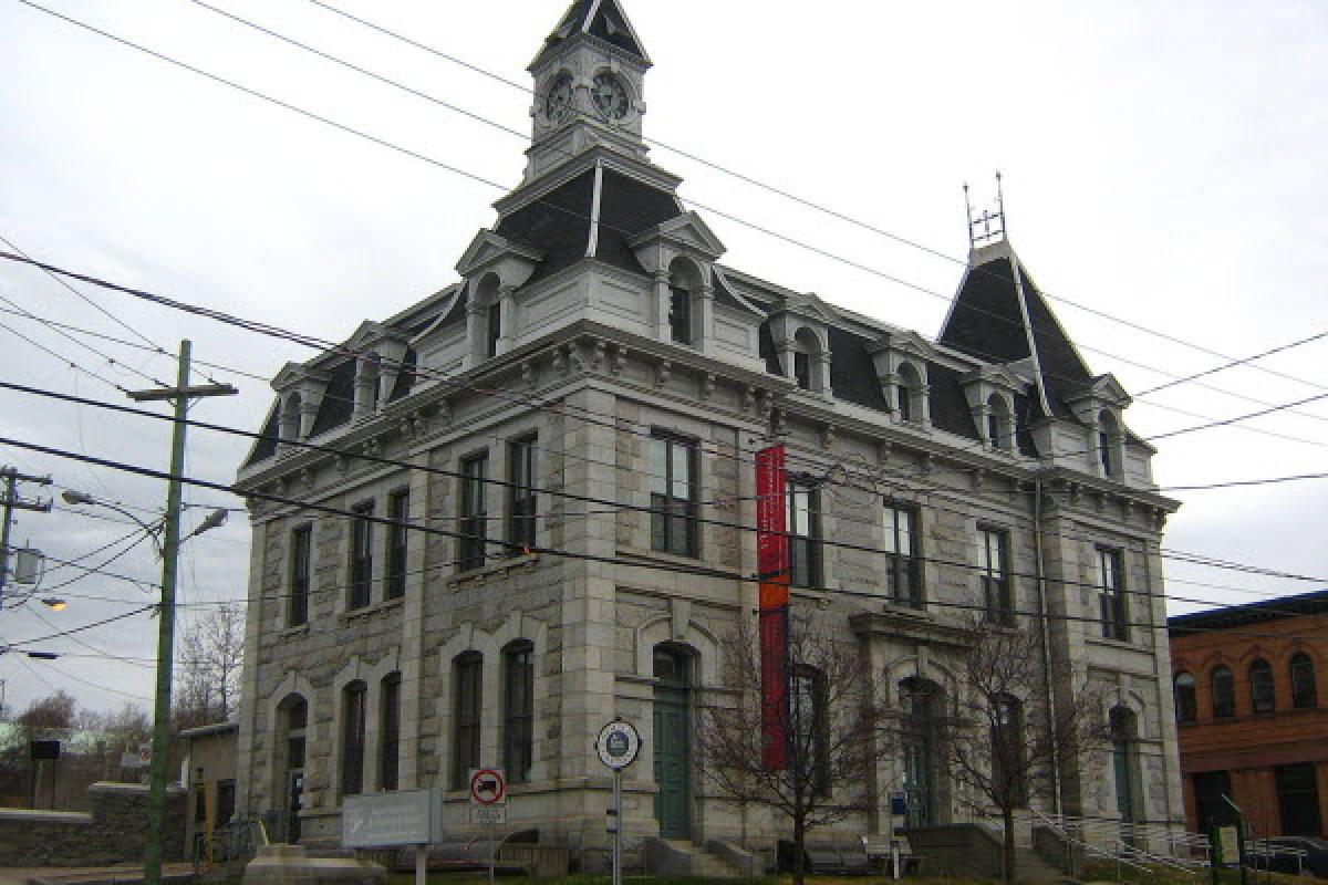 Restauration d'un bâtiment patrimonial à Sherbrooke