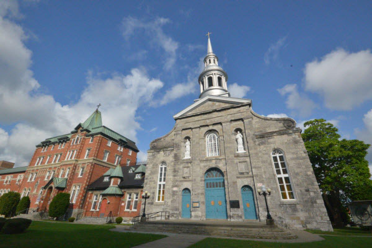 Pôle Culturel De Saint-Hyacinthe : Acquisition De L’église Notre-Dame ...