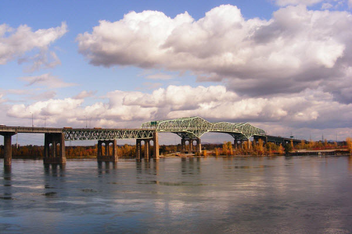 Consultations publiques sur le nouveau pont pour le Saint-Laurent