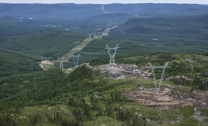 Ligne à 735 kV Micoua-Saguenay. Crédit : Hydro-Québec