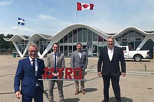 De gauche à droite : Jean Boulet, député de Trois-Rivières, ministre du Travail, de l’Emploi et de la Solidarité sociale; Simon Allaire, député de Maskinongé; Jean Lamarche, maire de Trois-Rivières; Mario De Tilly, directeur général d’Innovation et Développement économique Trois-Rivières. Crédit : Ville de Trois-Rivières.