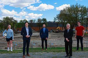 De nouvelles plaines de jeux au Collège Laval. Crédit : Rémy Assal, photographe