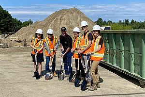 Un centre de tri des CRD dans la région de Brome-Missisquoi. Crédit : Écotri Désourdy