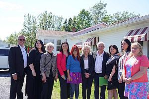 Inauguration officielle de la maison Gilles-Carle Gaspésie. Crédit : Cabinet de la ministre responsable des Aînés et ministre déléguée à la Santé