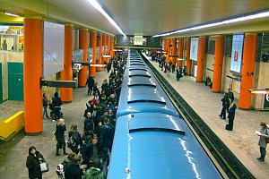 STM – Travaux à l'édicule University de la station McGill