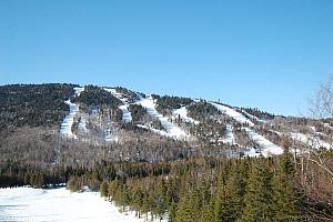 Rénovation et agrandissement d'un bâtiment à la station de ski du Mont Adstock