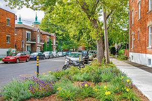 Construction de saillies de trottoir dans Villeray–Saint-Michel–Parc-Extension