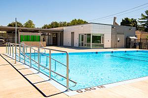 Première piscine publique dans le secteur de Vanier. Crédit : Ville de Québec