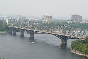 Contrats de construction pour des ponts de la capitale nationale du Canada