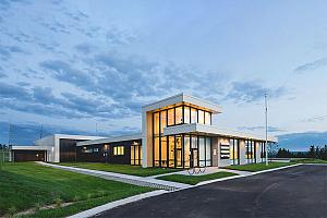 Memphrémagog : le bâtiment du poste de la Sûreté du Québec certifié Leed niveau Argent - Photo : Raphael Thibodeau